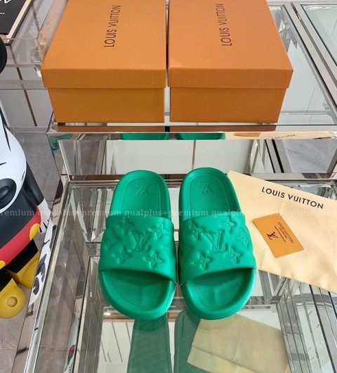 루이비통 워터프론트 뮬 슬리퍼 남녀공용