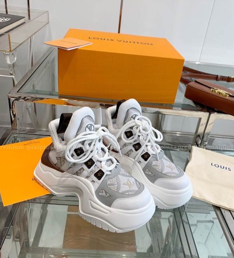 루이비통 아치라이트 2.0 플랫폼 스니커즈 여성용