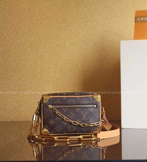 루이비통 M68906 소프트 트렁크 숄더백 미니 남녀공용