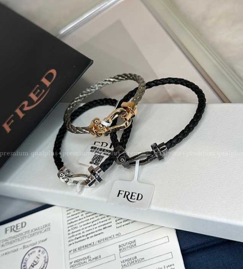 [국내배송] 프*드 스틸 블랙 케이블 팔찌 (3color)
