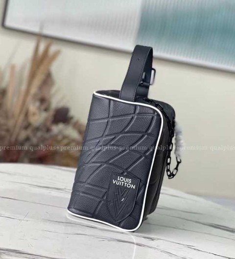 루이비통 M81849 돕 키트 파우치 클러치 남성용