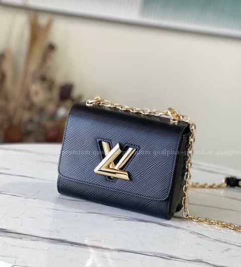 루이비통 M21119 트위스트 숄더백 PM