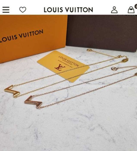 [국내배송] 루*비통 로고 vn75409 목걸이 (2color)