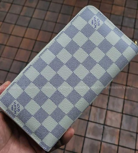 [국내배송] 루*비통 아주르 지퍼 장지갑 여성용