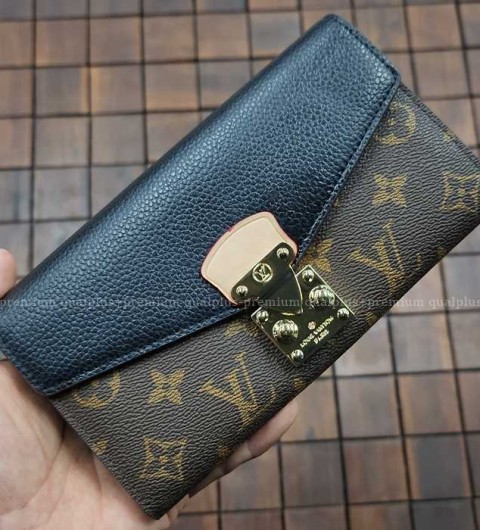 [국내배송] 루*비통 팔라스 장지갑 여성용