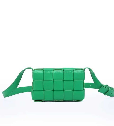 [국내배송] 보*가베네타 신형사이즈 카세트백