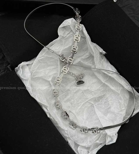 샤넬 CC 뱀피 목걸이 여성용