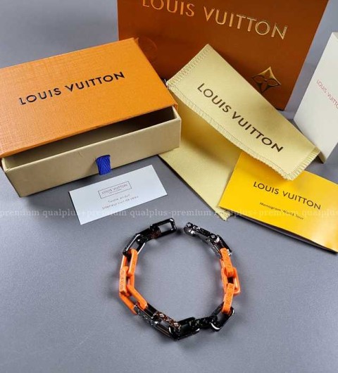 [국내배송] 루*비통 모노그램 실버팔찌