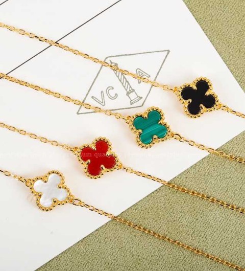 반클리프아펠 스위트 알함브라 브레이슬릿 팔찌