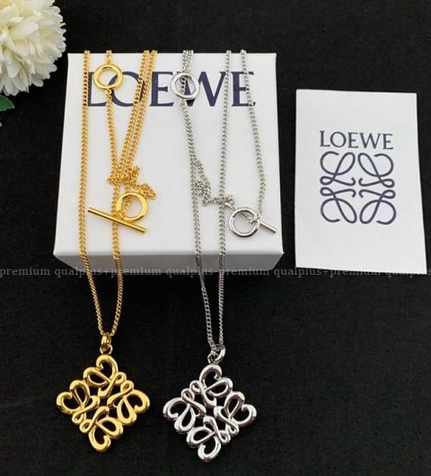 로에베 아나그램 목걸이 (2color)