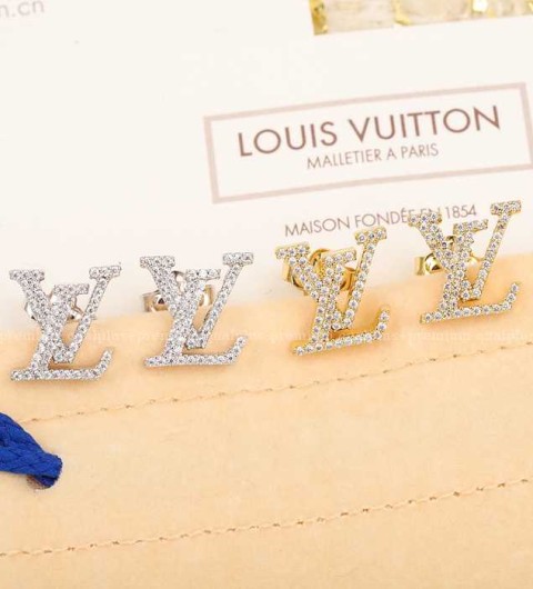 루이비통 이딜 블라썸 LV 스터드 귀걸이 (2color)