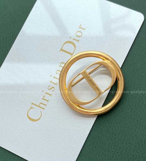 디올 30 몽테인 브로치