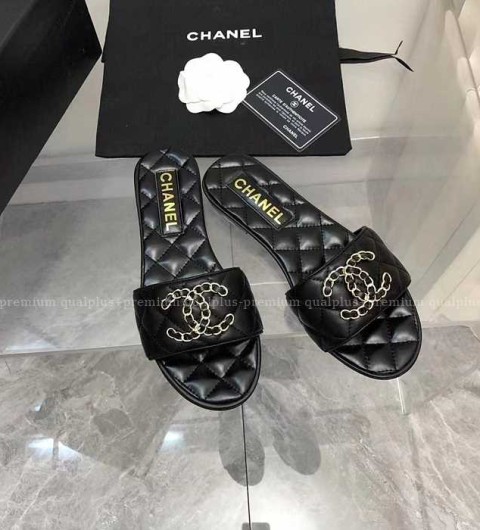 [국내배송] 샤* 퀄팅cc로고 블랙 뮬 여성용