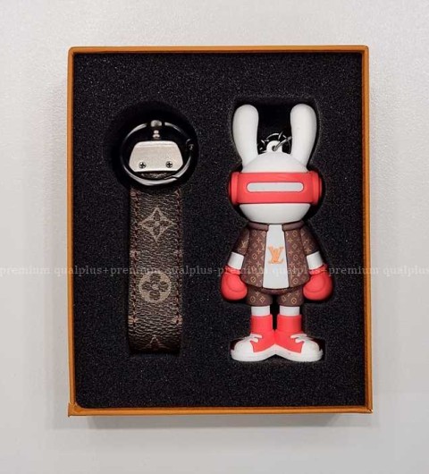 [국내배송] 루*비통 모노그램 버니 키링