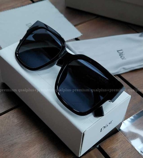 [국내배송] 디* 선글라스