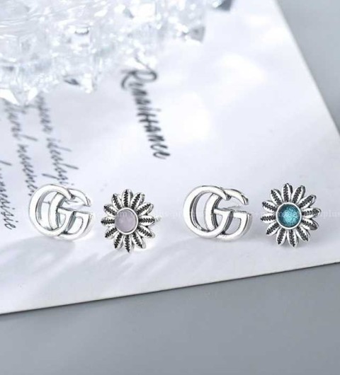 [국내배송] 구* 더블 G 플라워 스터드 귀걸이 (2color)