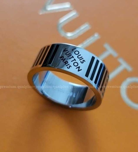 [국내배송] 루*비통 컬러스 블랙 다미에 반지