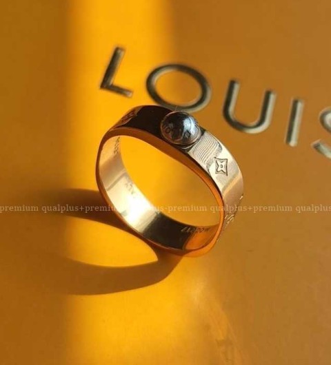 [국내배송] 루*비통 나노그램 반지 로즈골드