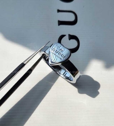 [국내배송] 구* 하트 모티브 반지