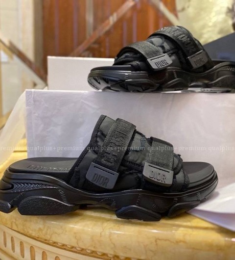 디올 D-Wander 디원더 뮬 슬리퍼 여성용