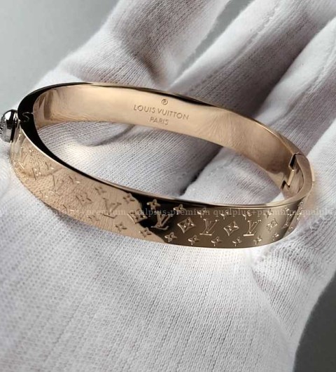[국내배송] 루*비통 모노그램 커프스 팔찌