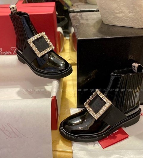 로저비비에 비브 레인저스 스트라스 버클 첼시 부츠 여성용