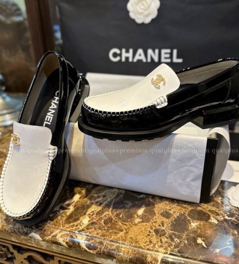 샤넬 배색 로퍼 여성용