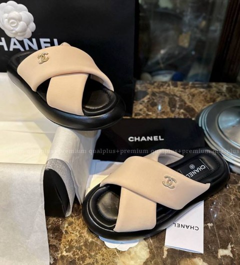샤넬 CC 크로스 슬리퍼 여성용