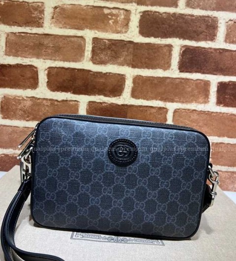 구찌 703468 인터로킹 G 숄더백 남성용