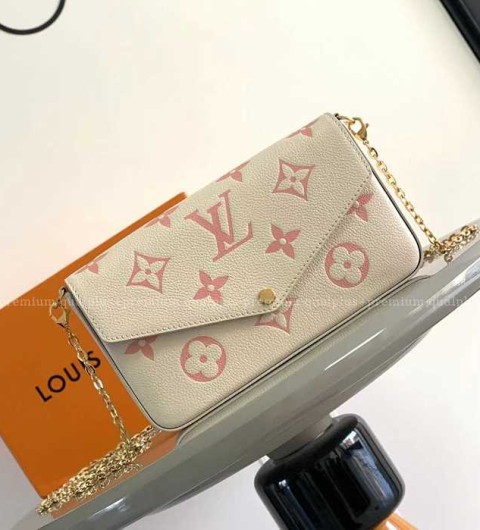 루이비통 M69977 펠리시 포쉐트 숄더백