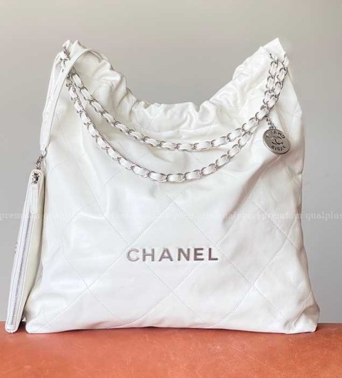 샤넬 22 핸드백 라지