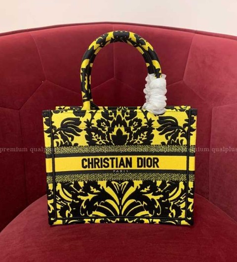 디올 북토트백 스몰