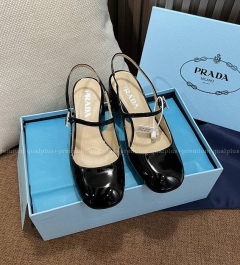 프라다 가죽 슬링백 5cm 여성용