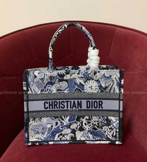 디올 북토트백 미듐