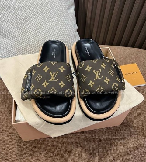 루이비통 풀 필로우 플랫 컴포트 뮬 슬리퍼 여성용