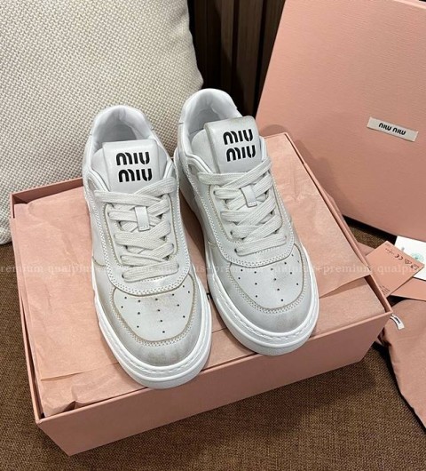 미우미우 블리치드 스니커즈 여성용