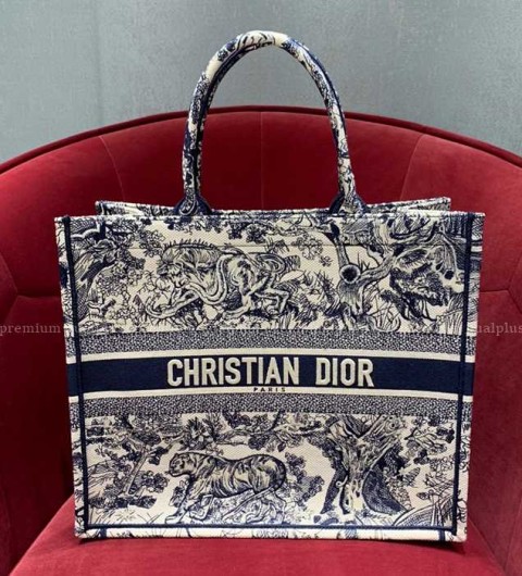 디올 북토트백 라지