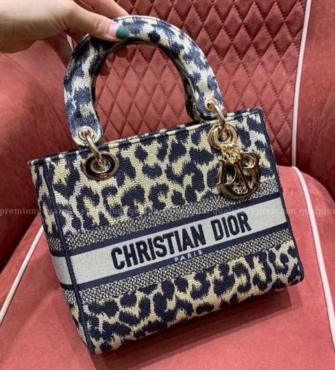 디올 LADY D-LITE 디라이트 레이디백 미듐