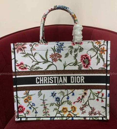 디올 북토트백 라지