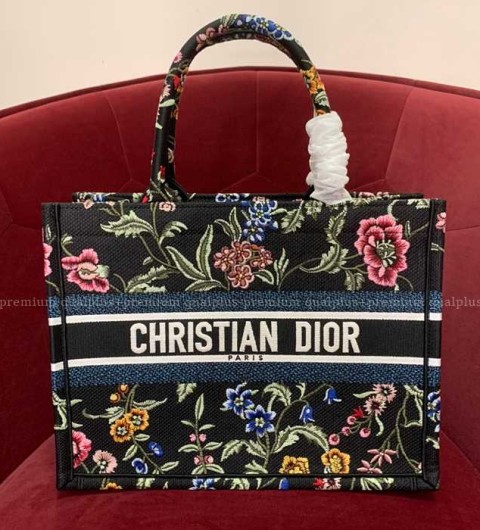 디올 북토트백 미듐