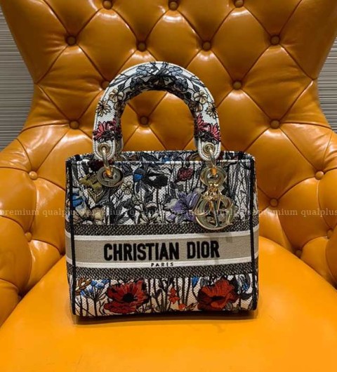 디올 LADY D-LITE 디라이트 레이디백 미듐