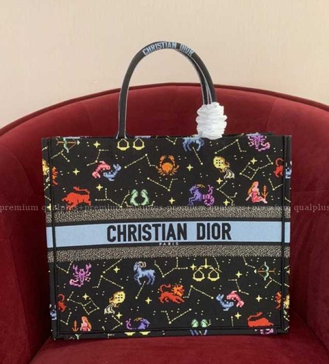 디올 북토트백 라지