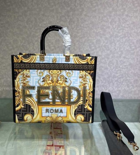 펜디X베르사체 콜라보 선샤인 쇼퍼백 미듐