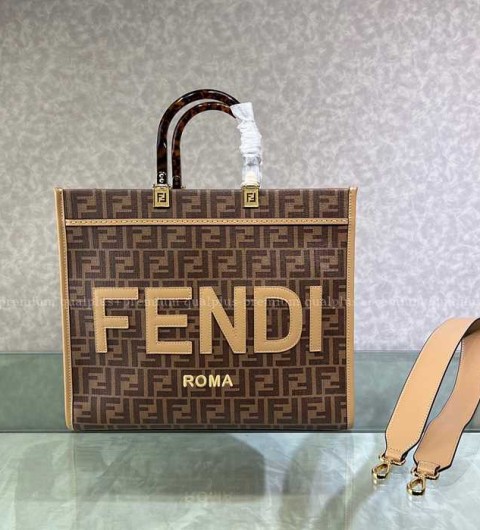 펜디 선샤인 쇼퍼백 미듐