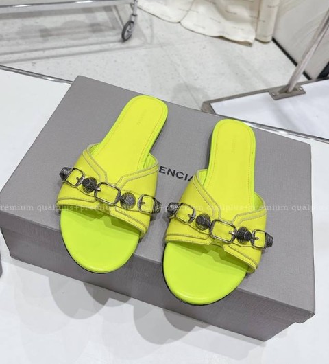 발렌시아가 카골 슬리퍼 샌들 여성용