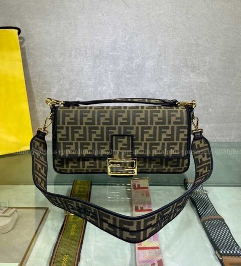 펜디 바게트 숄더백 라지