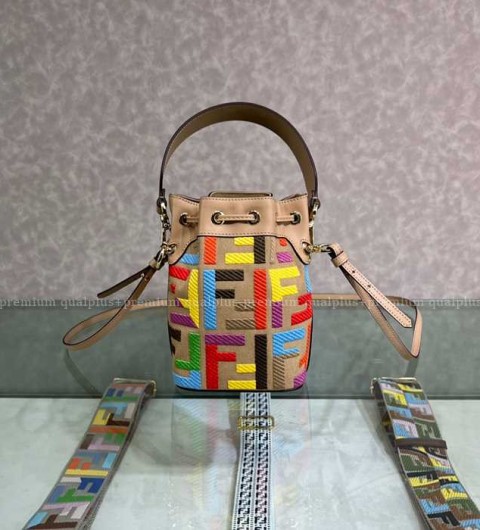 펜디 몬트레조 버킷백 미니