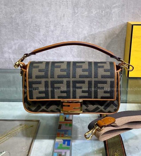 펜디 바게트 숄더백