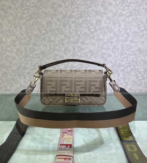 펜디 바게트 숄더백