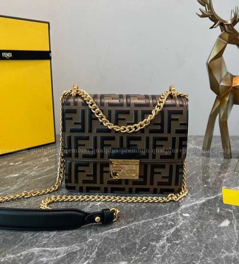 펜디 8M0417A659F13VK 캔 유 스몰